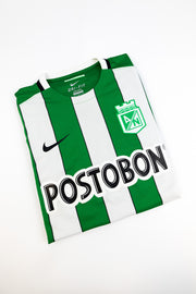 2016-17 Atletico Nacional football shirt made by Nike size Medium.