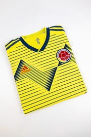 Colombia 2019-20 Football Shirt made by Adidas size Small.