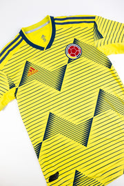 Colombia 2019-20 Football Shirt made by Adidas size Small.