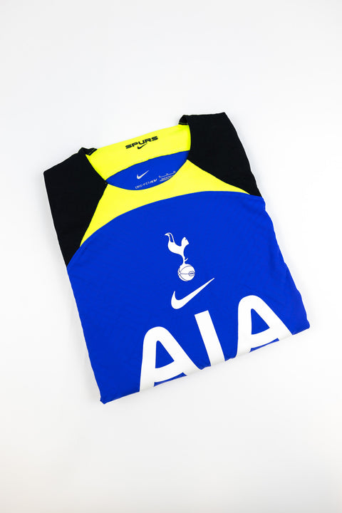 Tottenham Hotspur 2022-23 Football shirt made by Nike size XL