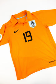 Netherlands 2006-08 football shirt made by Nike size Small