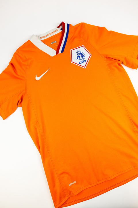 Netherlands 2008-10 football shirt made by Nike size Small