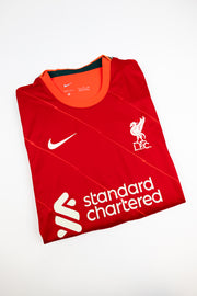 Liverpool FC 2021-22 football shirt made by Nike size XXL