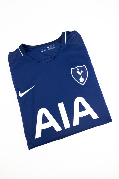 Tottenham Hotspur 2017-18 football shirt made by Nike size XXL