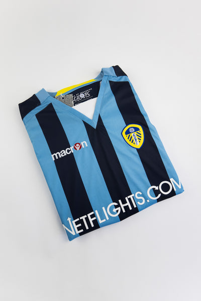 2008-09 Leeds United football shirt made by Macron