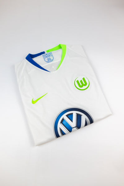 VFL Wolfsburg 2018-19 Football Shirt made by Nike size Small.