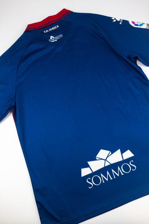 SD Huesca 2018-19 football shirt made by Kelme size XL.