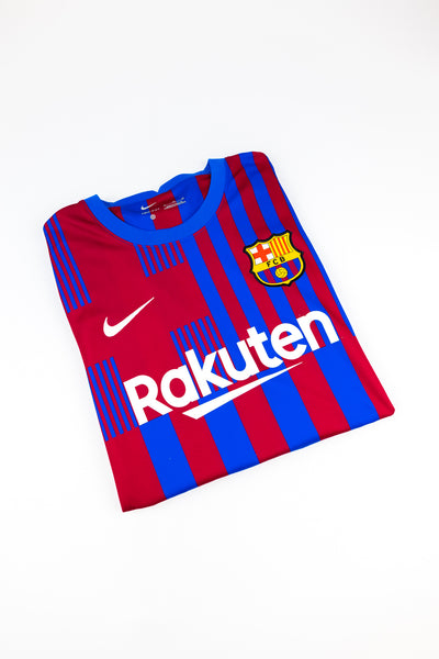 Barcelona CF 2021-22 football shirt made by Nike size XL.