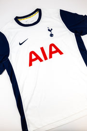 Tottenham Hotspur 2024-25 Football shirt made by Nike available in various sizes.