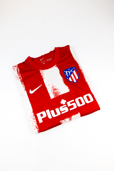 Atletico Madrid 2021-22 football shirt made by Nike size small.