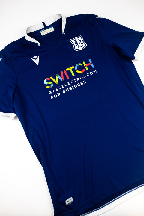 Dundee FC 2019-20 Football Shirt made by Macron sized Large.