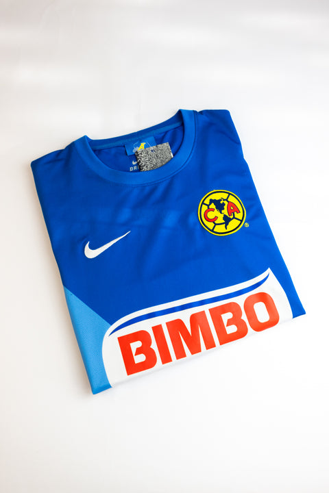 CLub America 2013-14 football shirt made by Nike size Small.