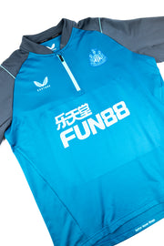 Newcastle United 2023-24 training jacket made by Castore size XL.