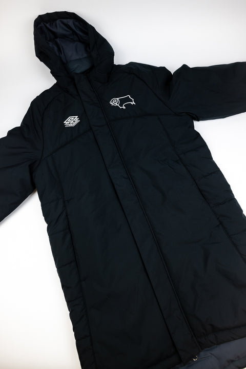 Derby County 2023-24 full zip jacket made by Umbro sized medium.