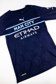 Manchester City 2021-22 football shirt made by Puma size Small.